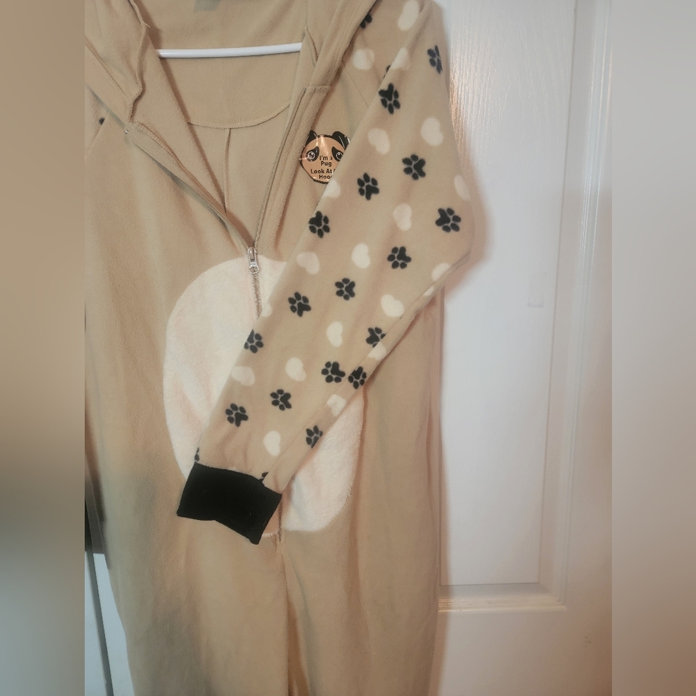 Beige Pug Onesie with Black Paw Prints - Picture 2 of 7